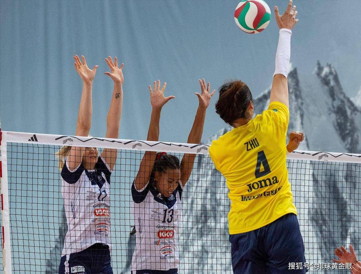 上届意甲冠亚军输球!朱婷10分无缘决赛,边攻低迷科内新赛季首败